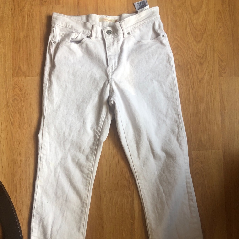 Womens white levi’s classic straight jeans